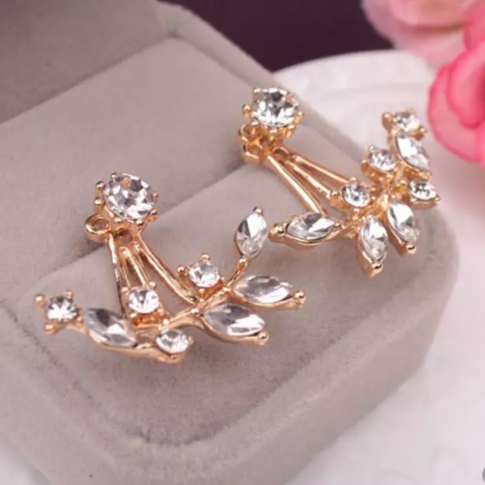 3/$21 Rose gold color CZ earrings floral motif - Picture 2 of 4